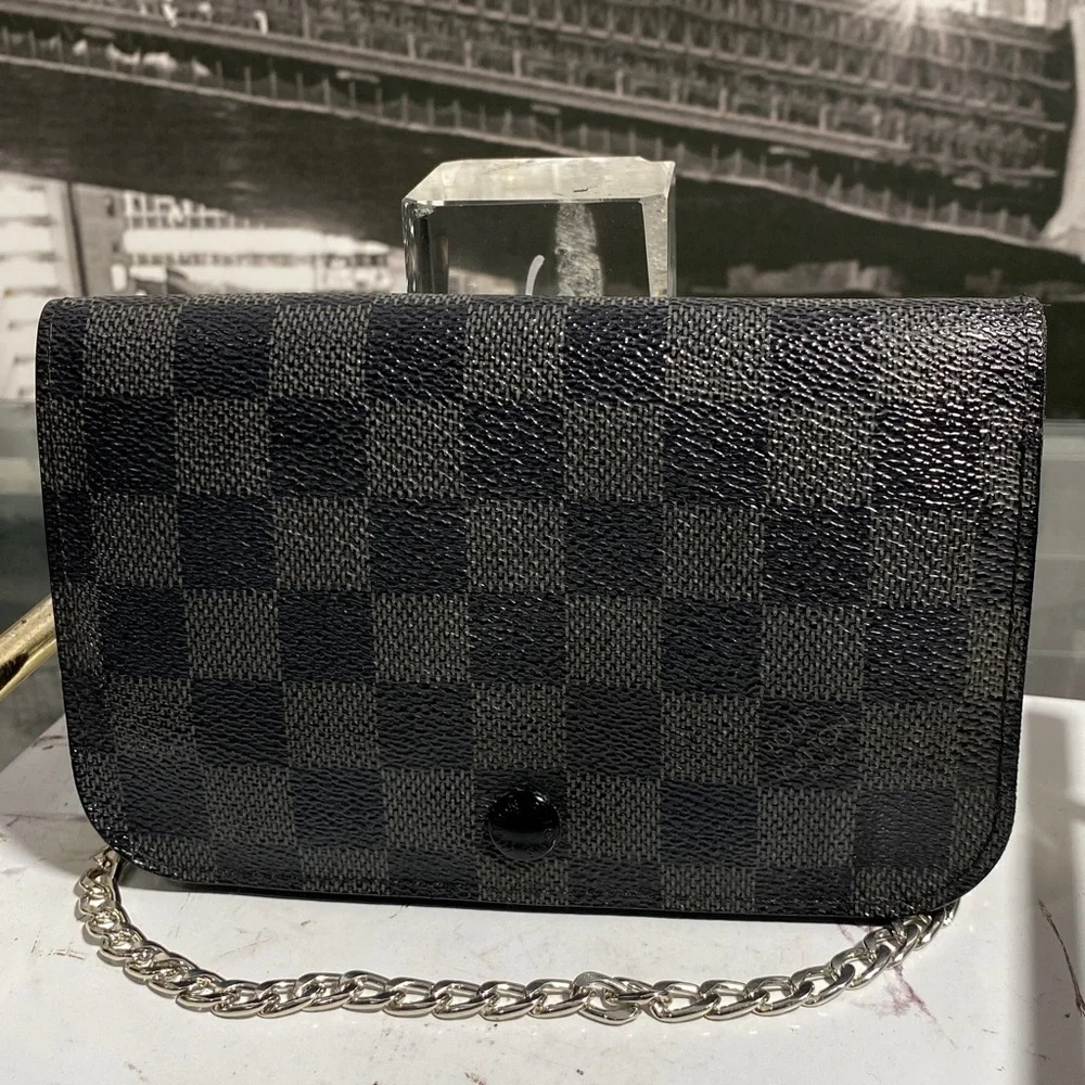 Black Checkered Chain Shoulder Bag - Women's Crossbody